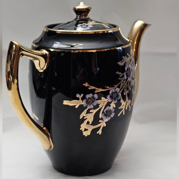 Gibsons, antique, hand-painted Teapot - Picture 5 of 11